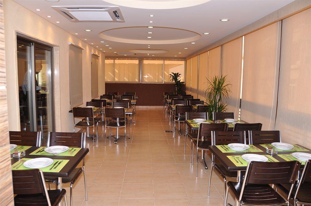 Orient Hotel 4*