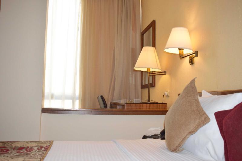 Hotel Orient 4*